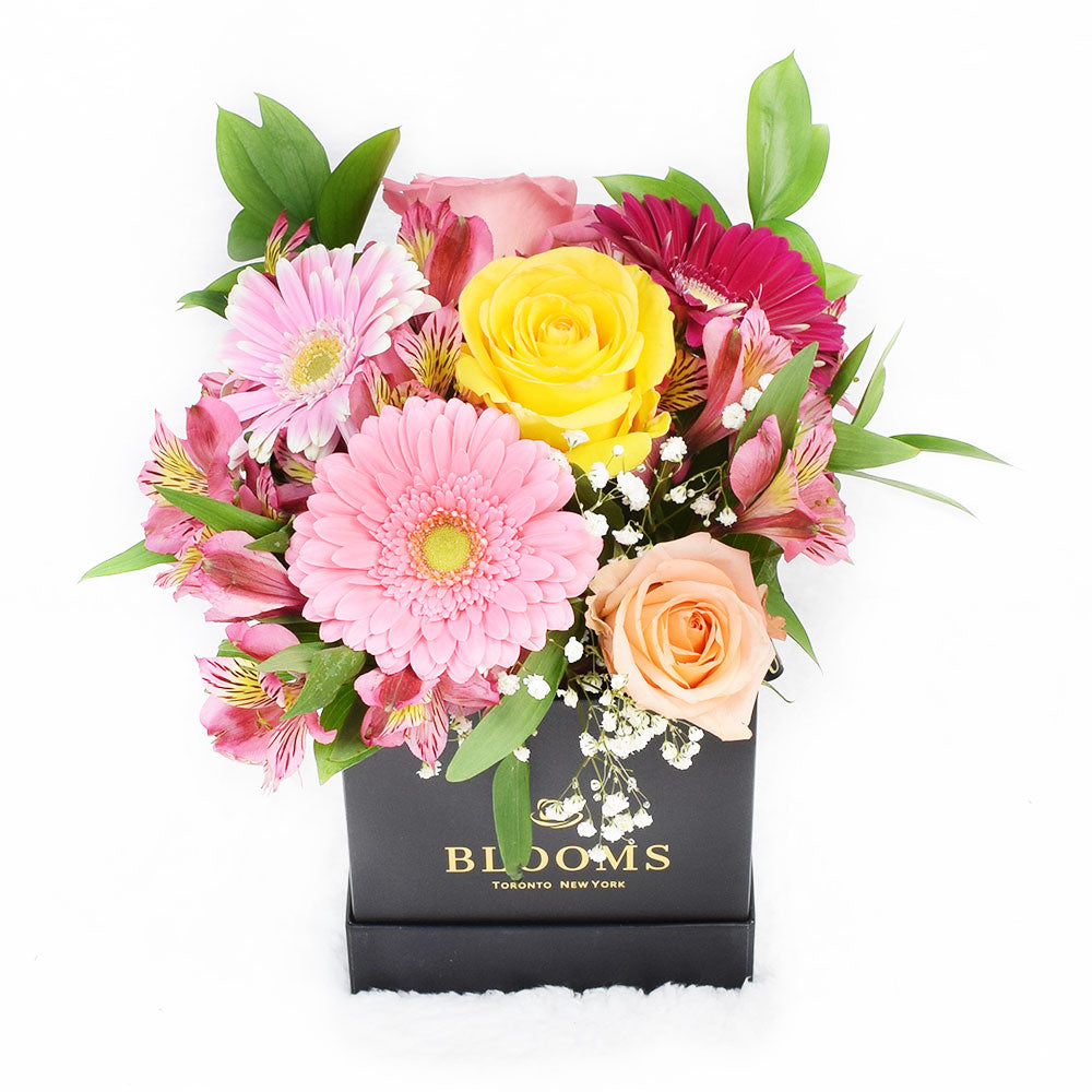 Sophisticated Sparkling Wine and Floral Box Arrangement Birthday Gift – how the gift is presented