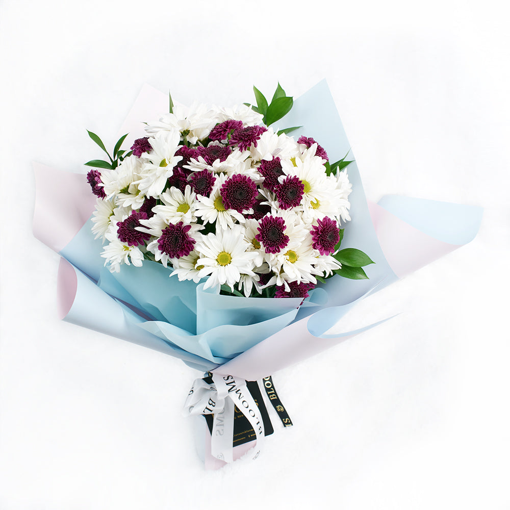 Mother's Day Spring Daisy Bouquet, White and purple daisy floral bouquet from America Blooms - America Delivery.