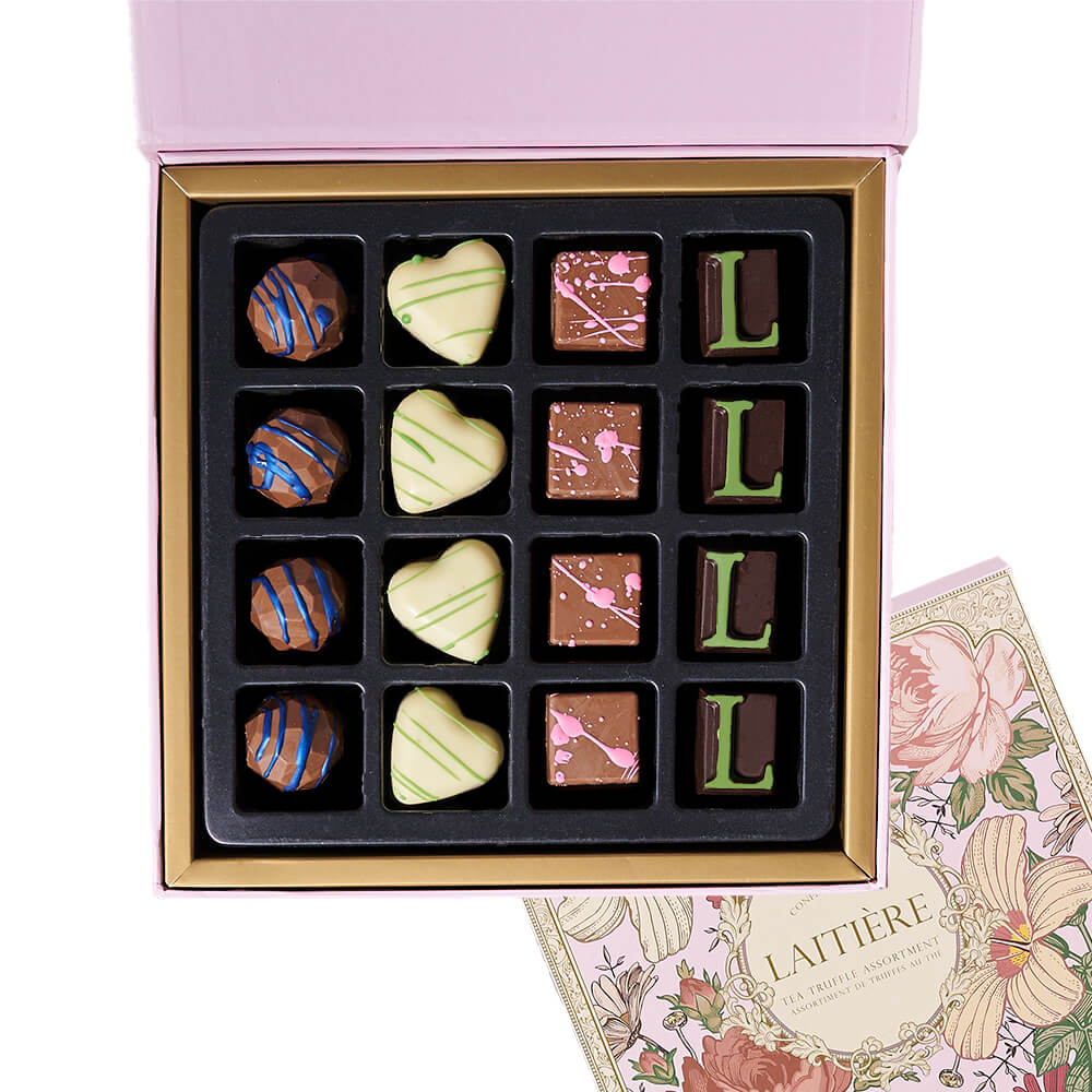 Macaron and Tea Truffle Gift Box – how the gift is presented