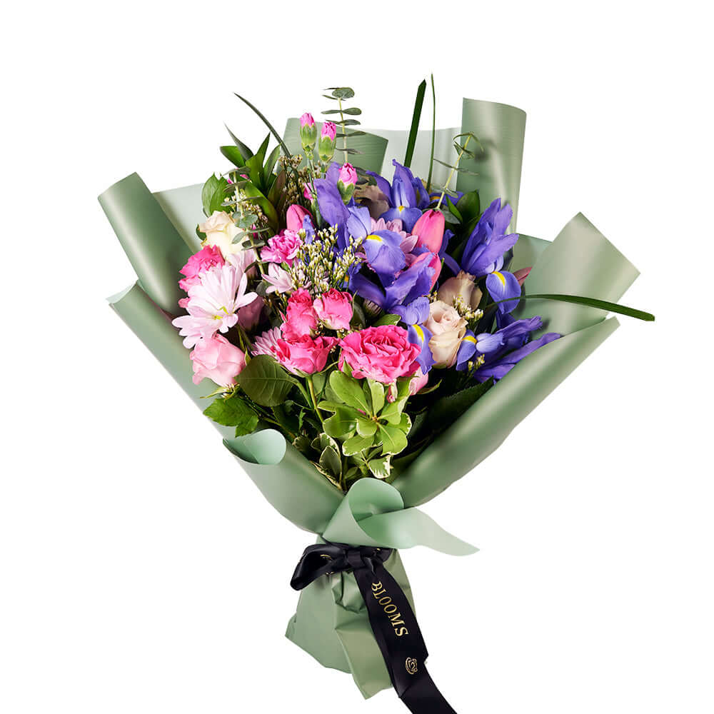 Mixed Iris Daisy Tulip Rose Bouquet – how the gift is presented