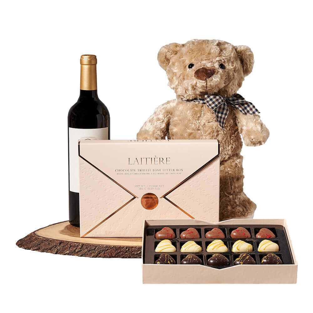 Wine Basket with Truffles and Teddy – how the gift is presented