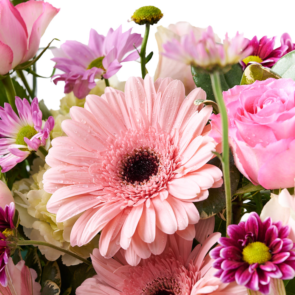 Roses and Carnations Floral Metal Container – how the gift is presented
