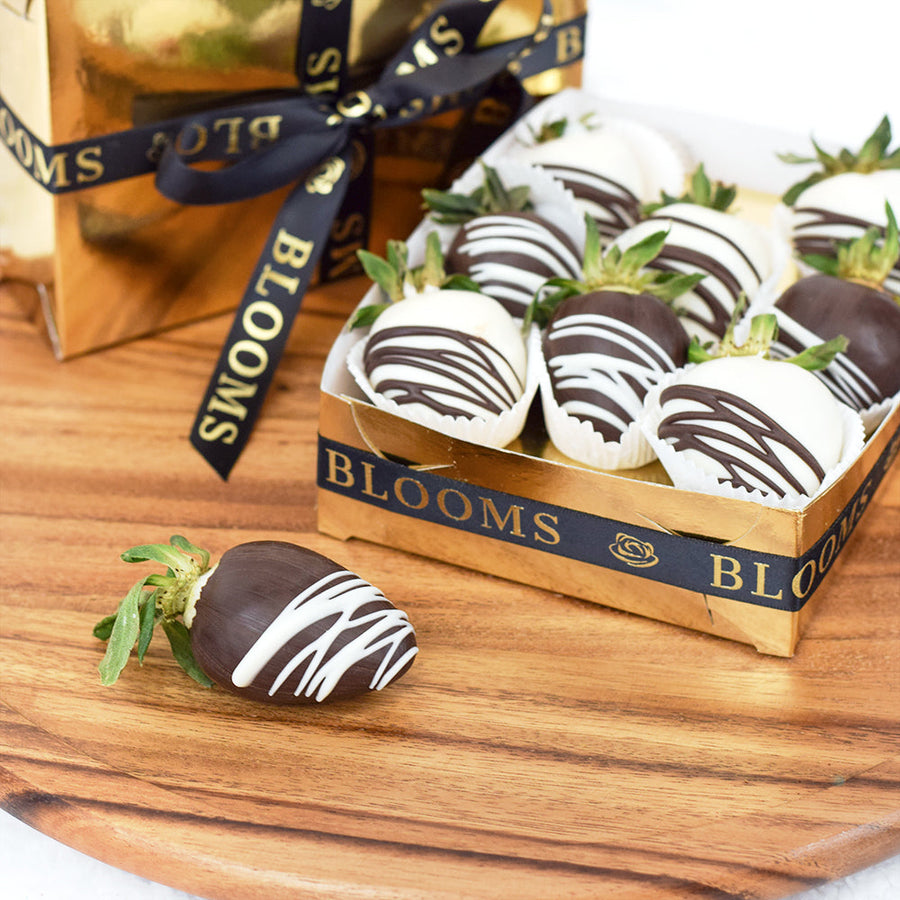 chocolate strawberry box America Blooms Delivery