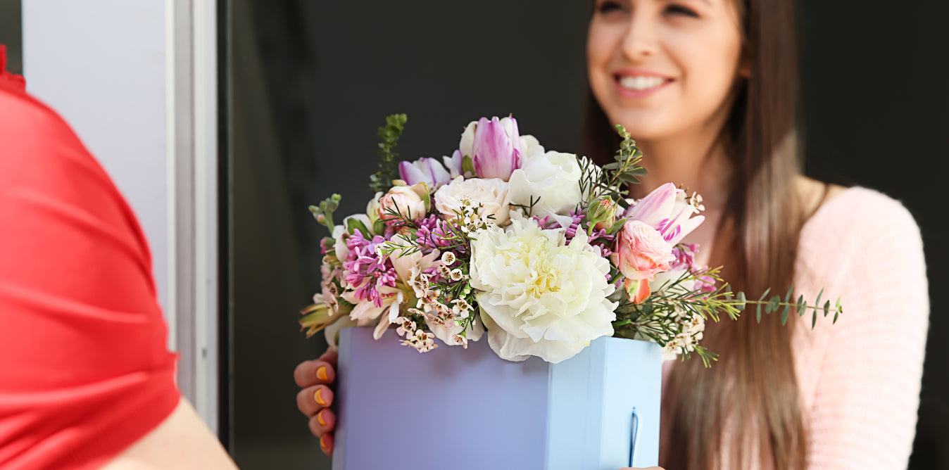 America Blooms - Flower Gifts, flowers, flower arrangements, Miami Flower Delivery
