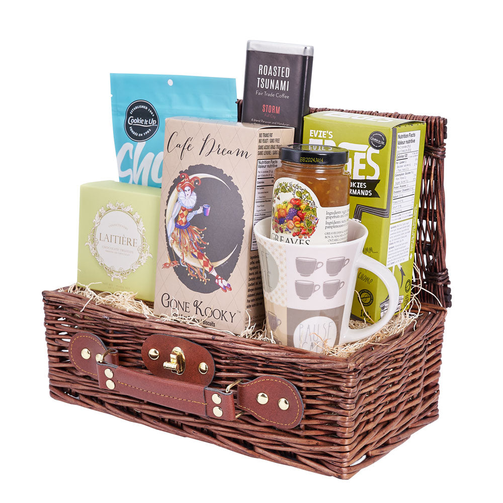 Medium Willow Picnic Basket with Gourmet Coffee and Treats – how the gift is presented