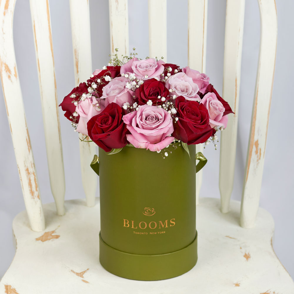 Elegant Rose Duo Arrangement, Mixed Roses from America Blooms - America Delivery.