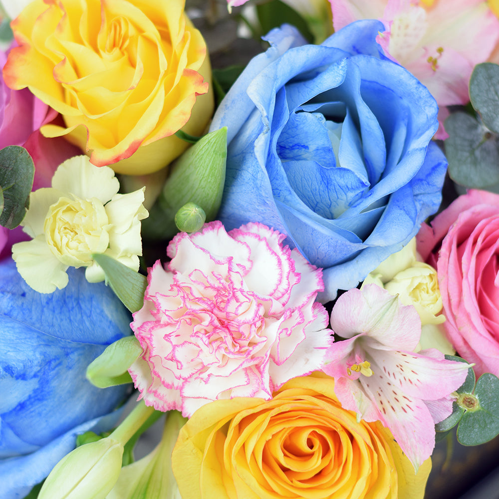 Classic Mixed Roses and Tulips Arrangement – how the gift is presented