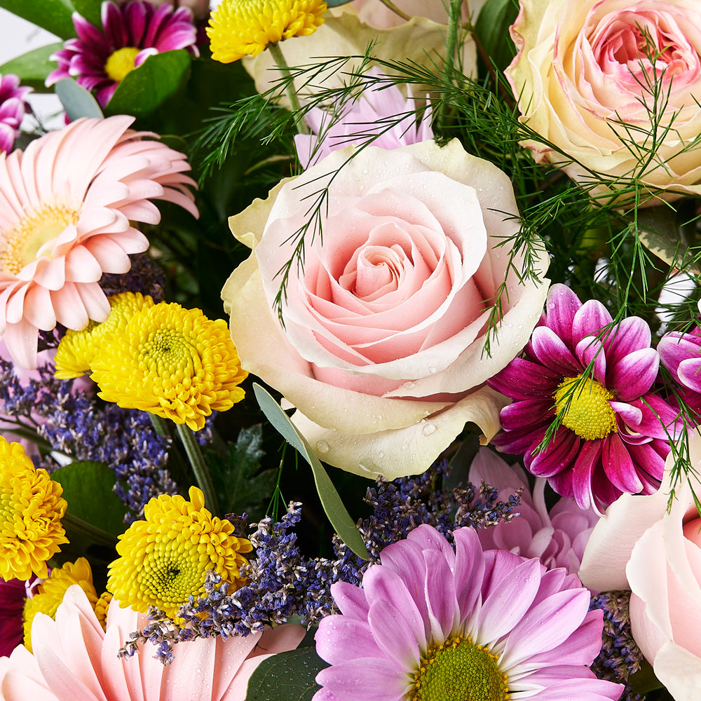 Elegant Gourmet Gift: Mixed Flower Arrangement in Tall Hat Box – how the gift is presented