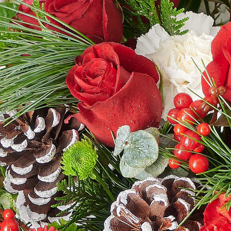 Mix Floral Arrangement,  Floral Arrangement,  holiday,  christmas,  Floral Gift,  Floral Gift Box,  Set 23993-2021, holiday flower box delivery, delivery flower box, christmas box America, America christmas box, Blooms America