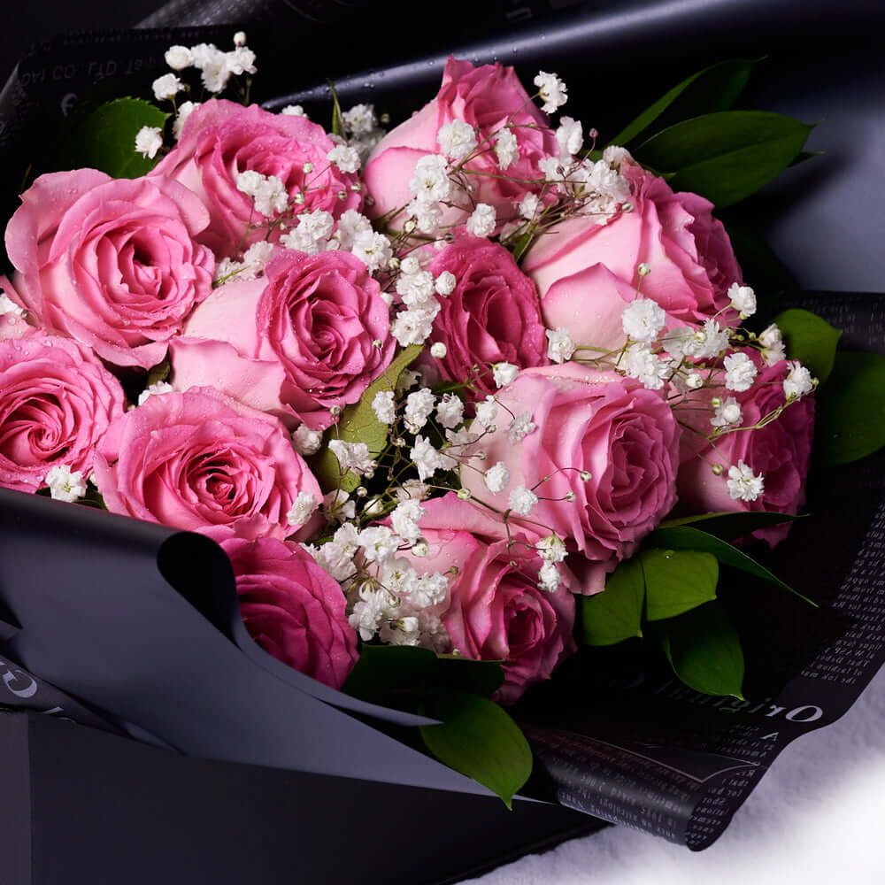 Valentine's Day 12 Stem Pink Rose Bouquet With Box & Wine, Blooms America Flower Delivery, Valentine's Day gifts, rose gifts, pink roses, wine gifts