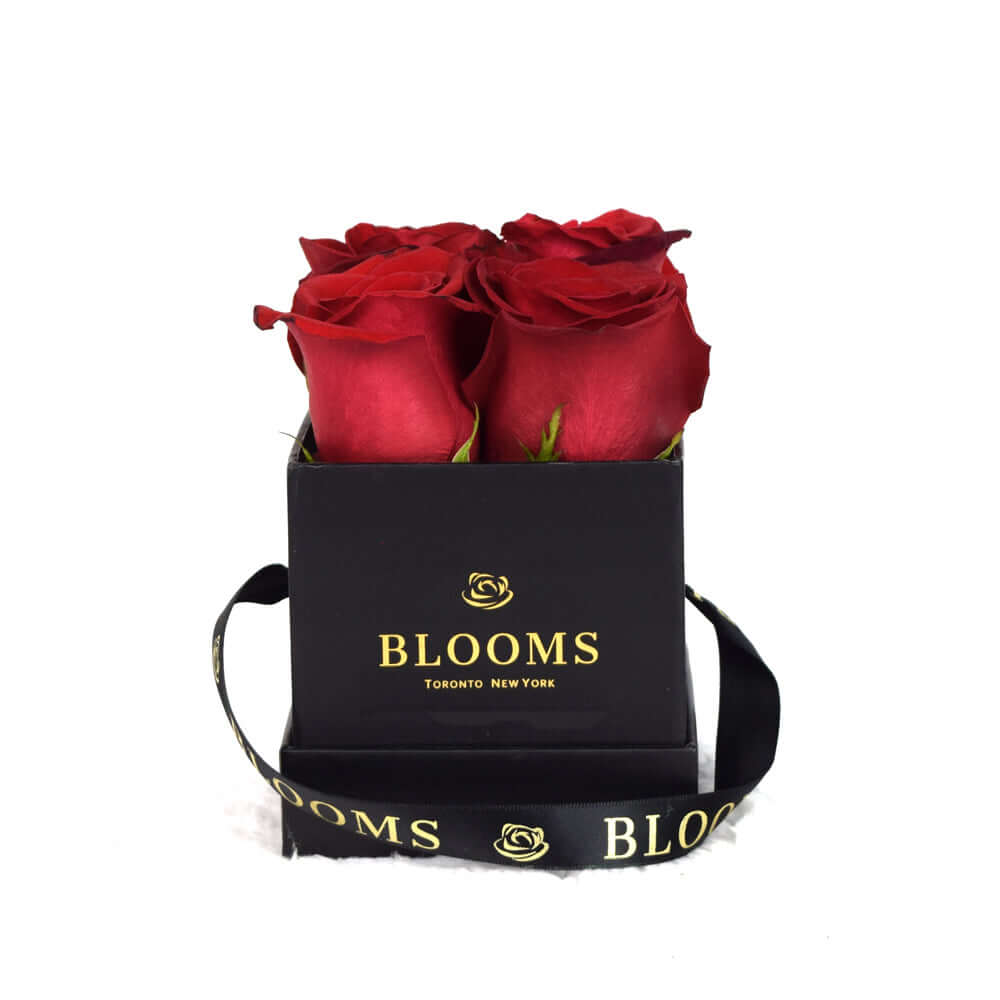 Red Roses Valentine's Hat Box – how the gift is presented