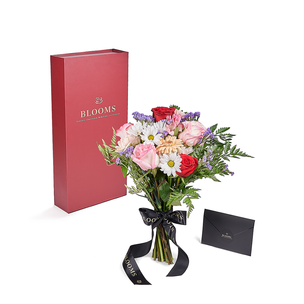 Valentine's Seasonal Blooms Box – how the gift is presented