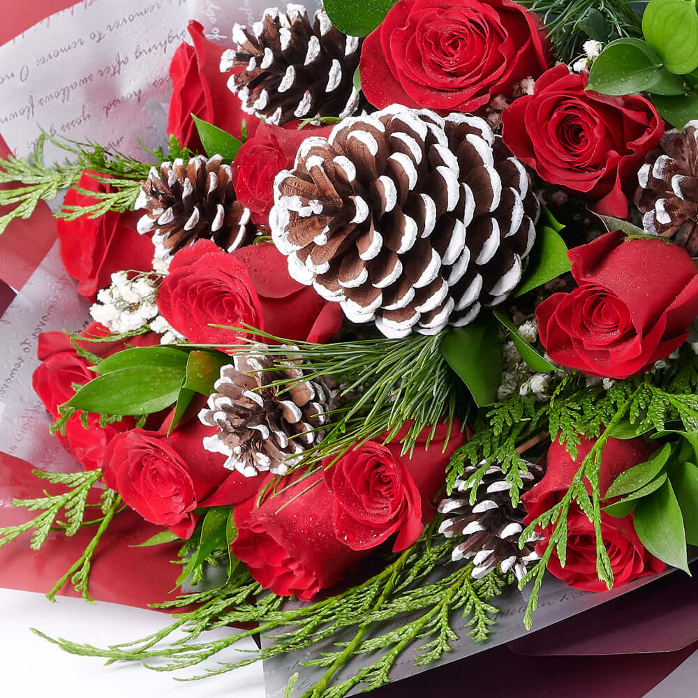 Festive Red Roses Bouquet – how the gift is presented