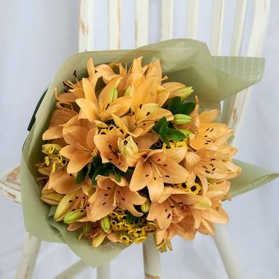 orange asiatic lily bouquet Lily Gifts | Amber Celebration Lily Bouquet - America delivery