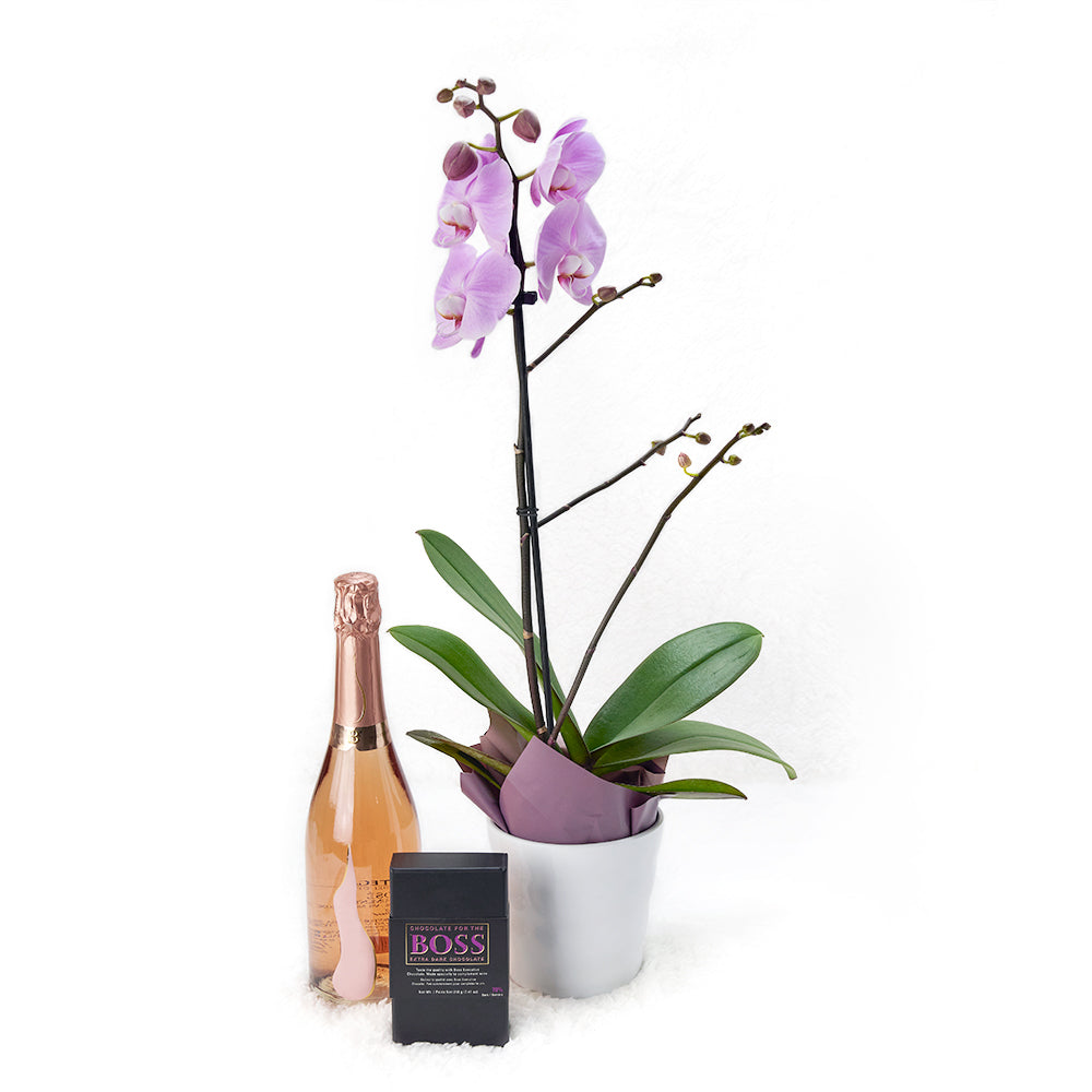 Floral Treasures Flowers & Champagne Gift