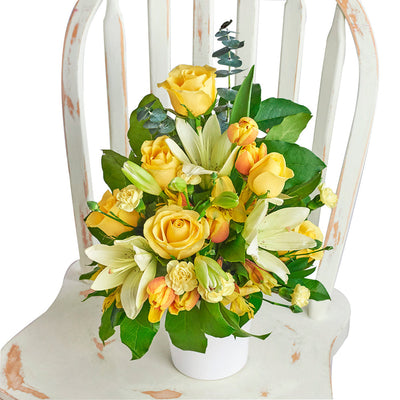 Gold & Cream Mixed Arrangement, Flower Gifts from America Blooms - America Delivery.