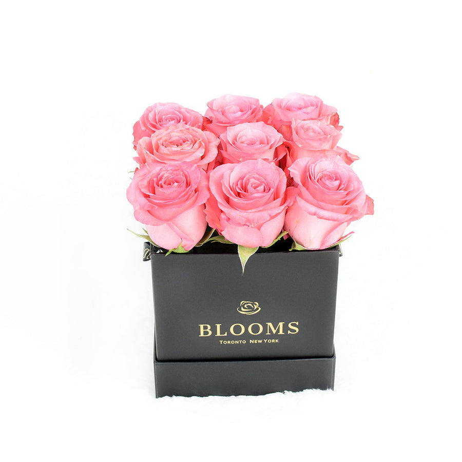 Impeccable pink rose hat box arrangement. America Blooms-America Blooms Delivery. 