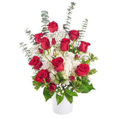 Rose & hydrangea floral arrangement. America Blooms- America Blooms Delivery.