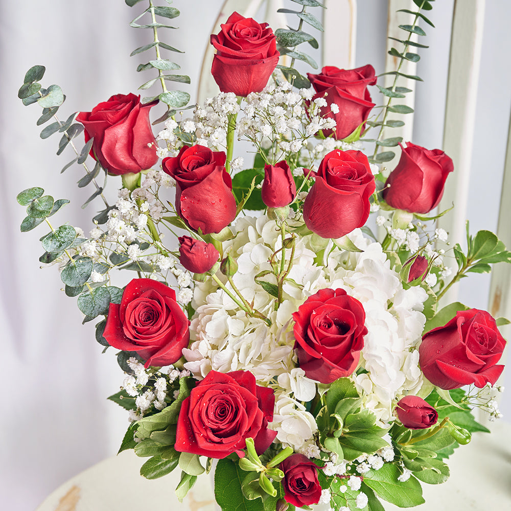 Rose & hydrangea floral arrangement. Blooms America Delivery. 
